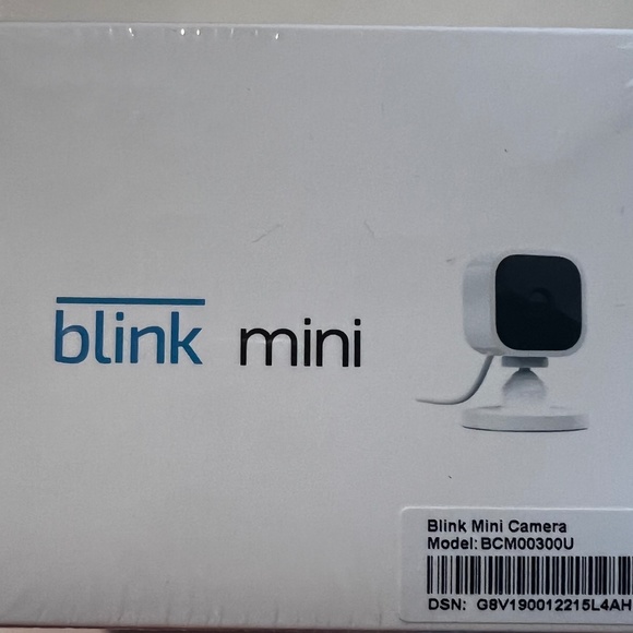 Blink Mini Indoor Plug-In HD Smart Security Camera - Picture 2 of 4